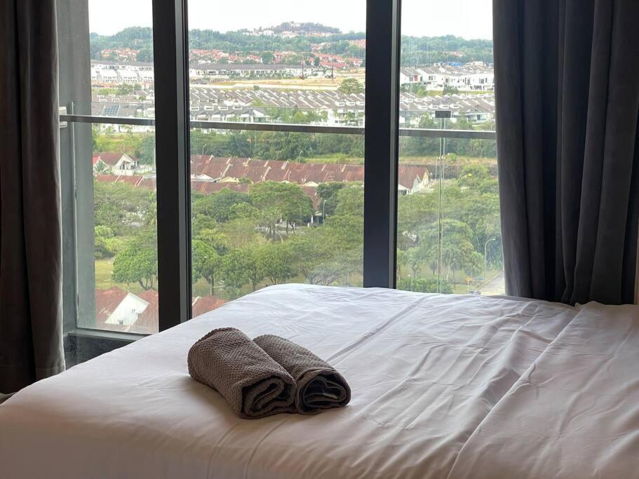 Cube8teen Austin * Johor Bahru